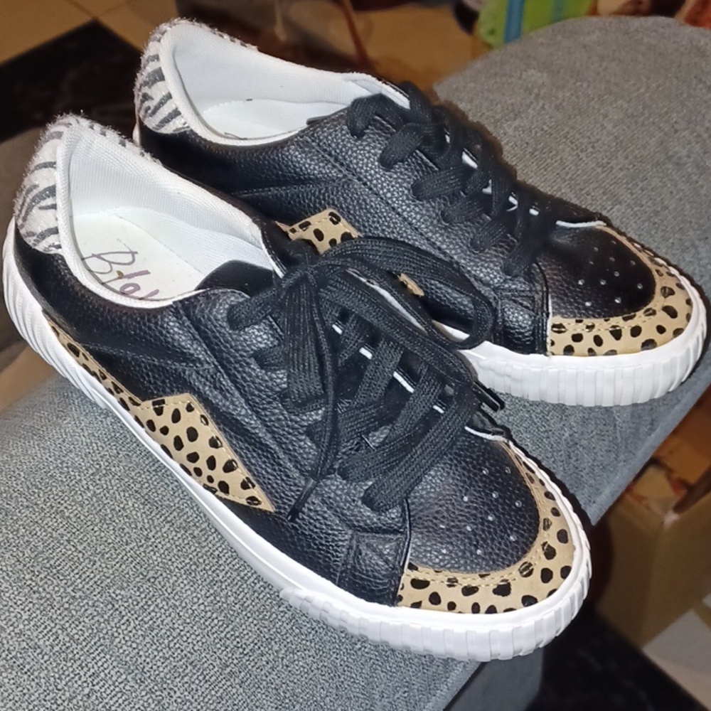 Blowfish Willa Black Sand Pixie Leopard Zebra Sneakers 8